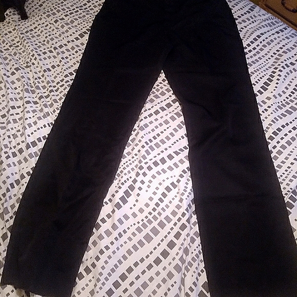 👀🥰 Super nice blk dress pants💖💕 - Picture 2 of 6